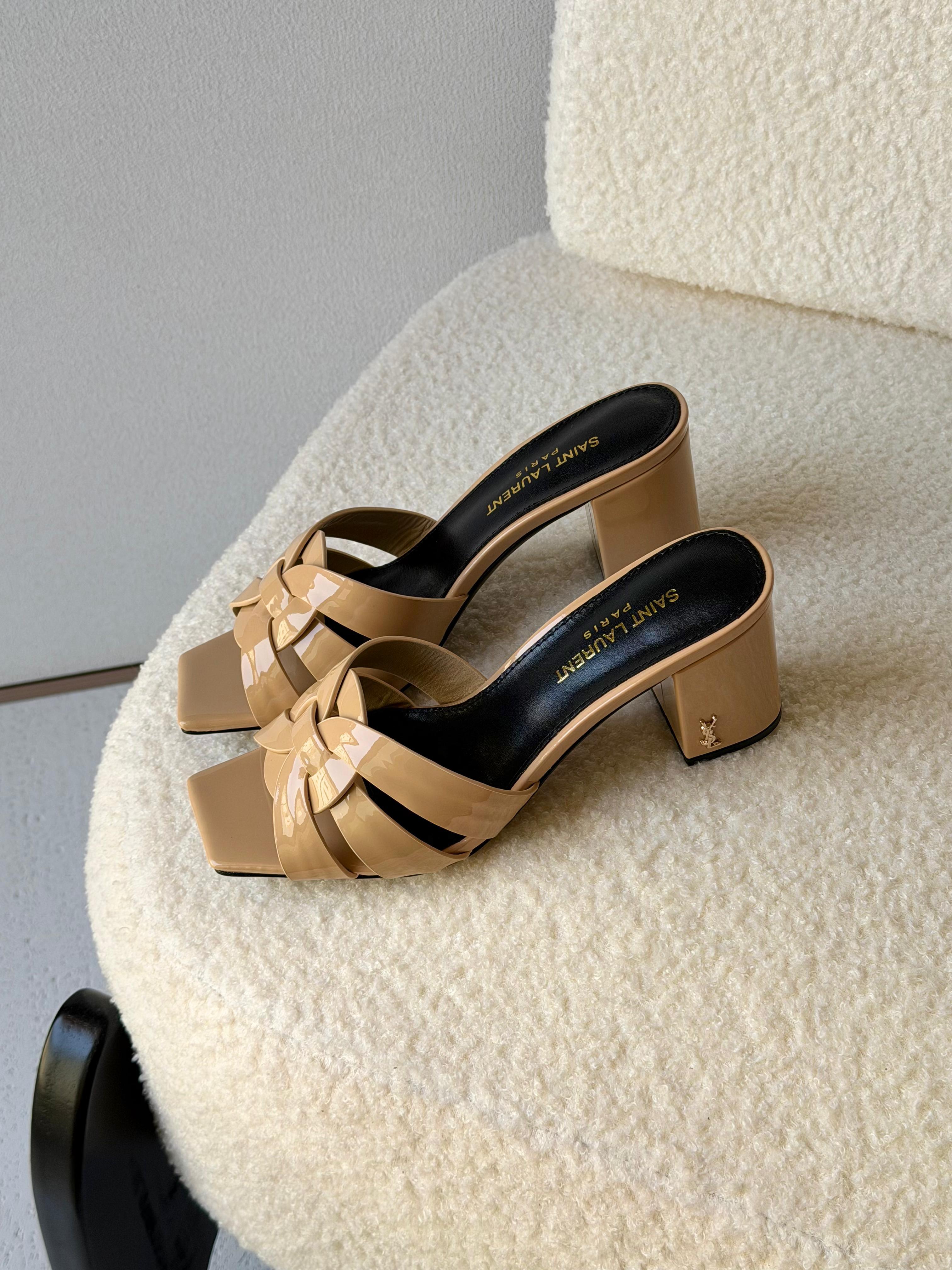 Saint Laurent Tribute Sandals