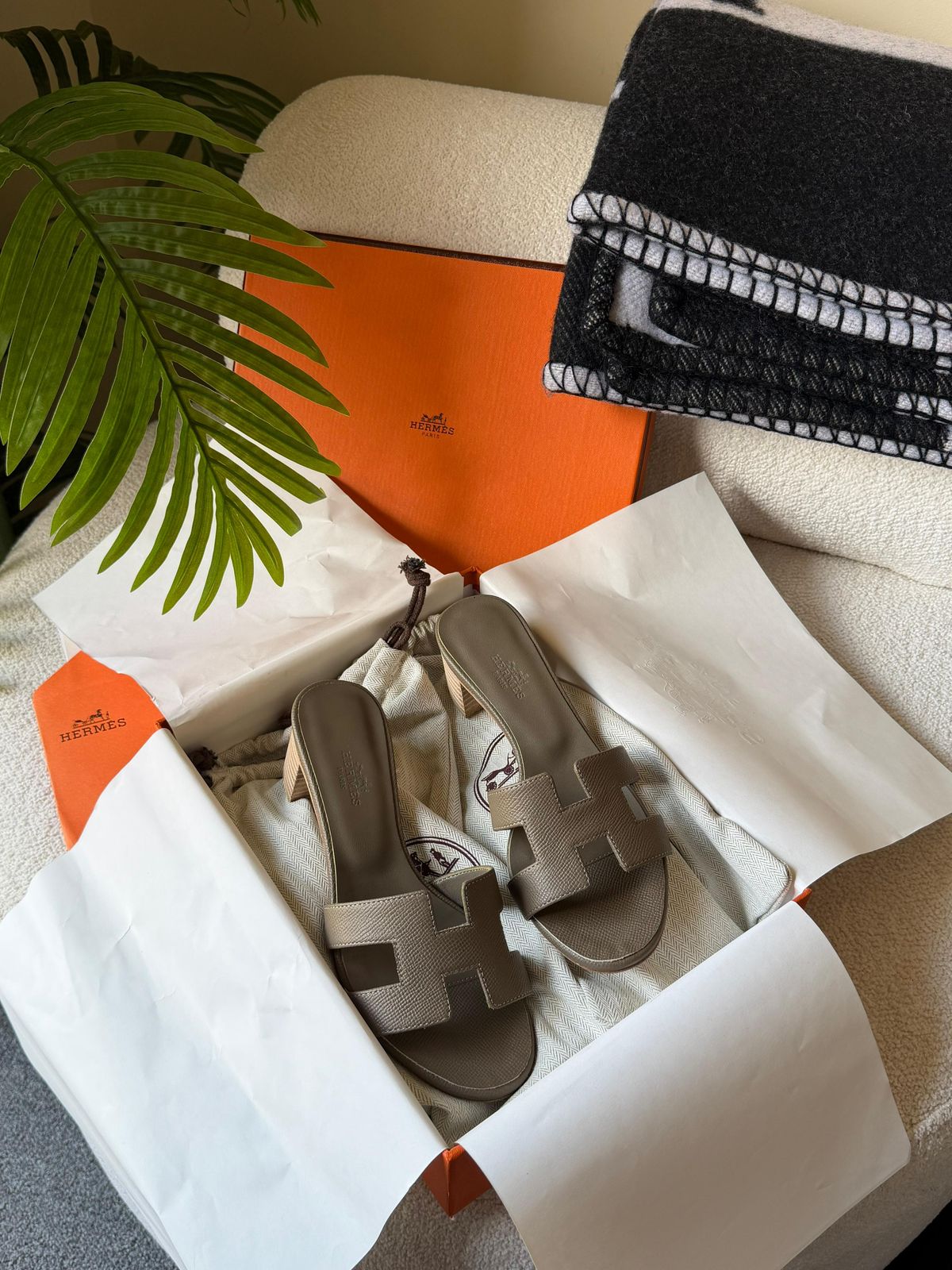 Hermès Oran Sandals