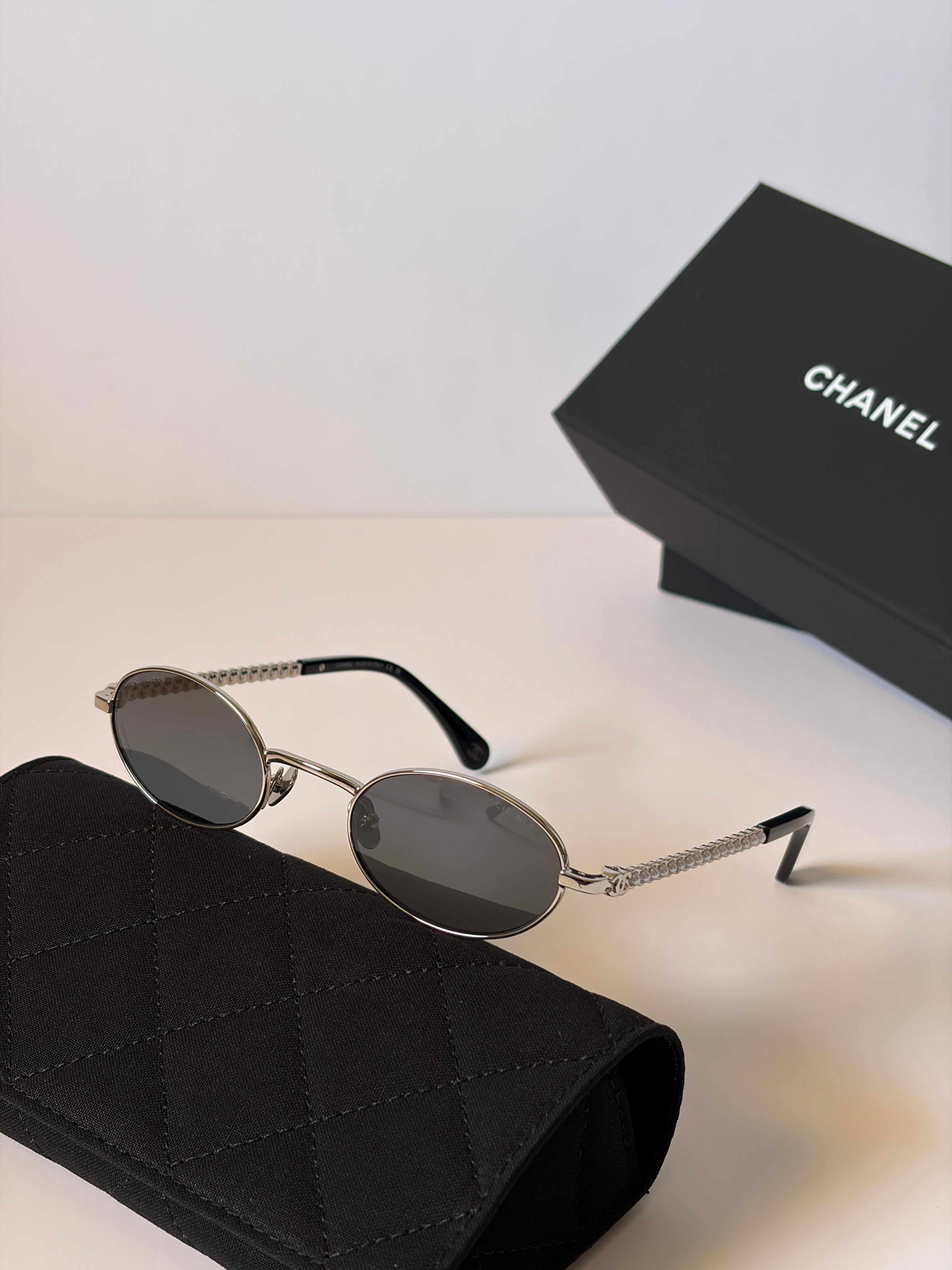 Channel sun glasses