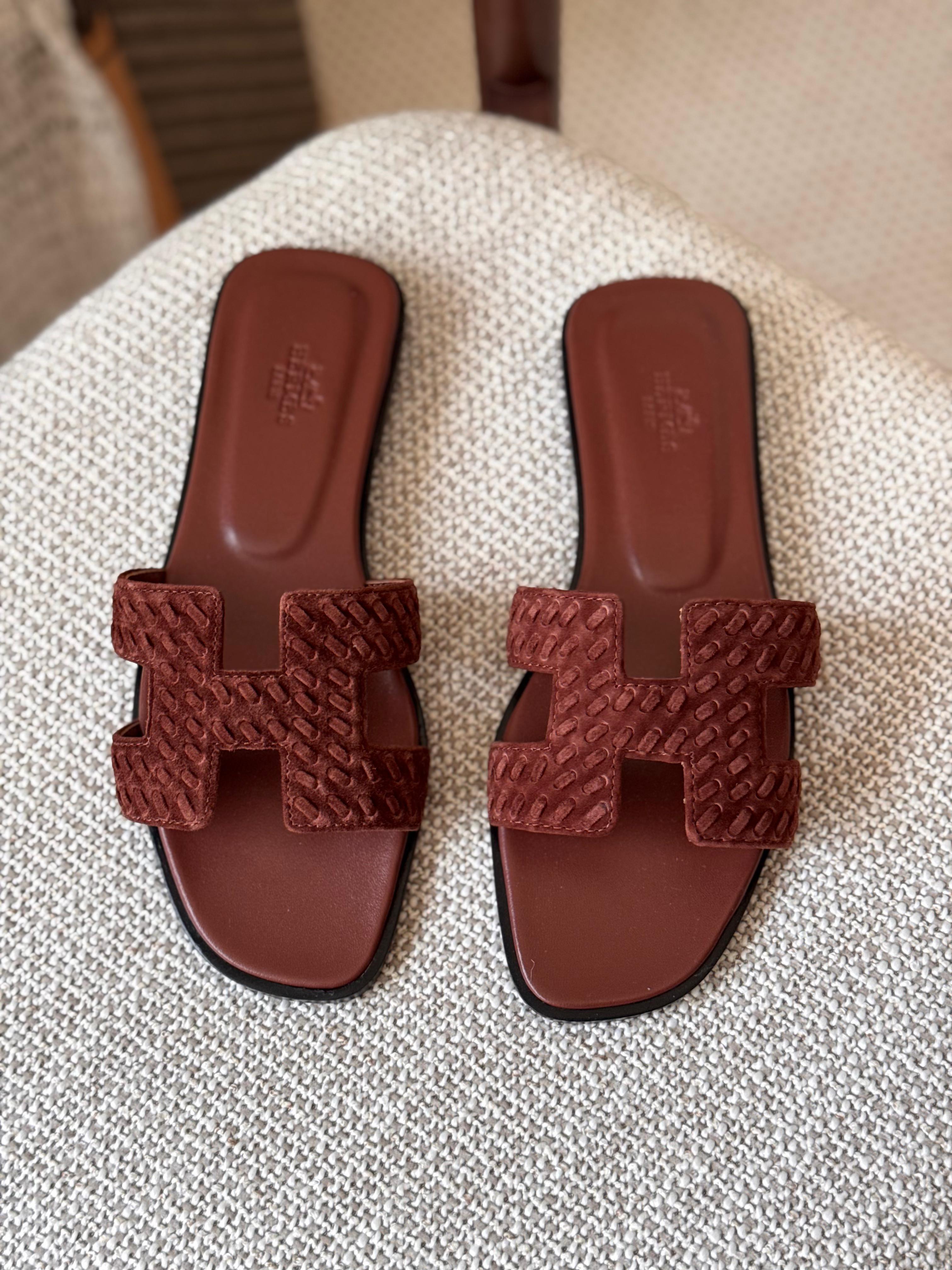 Hermes Oran sandal