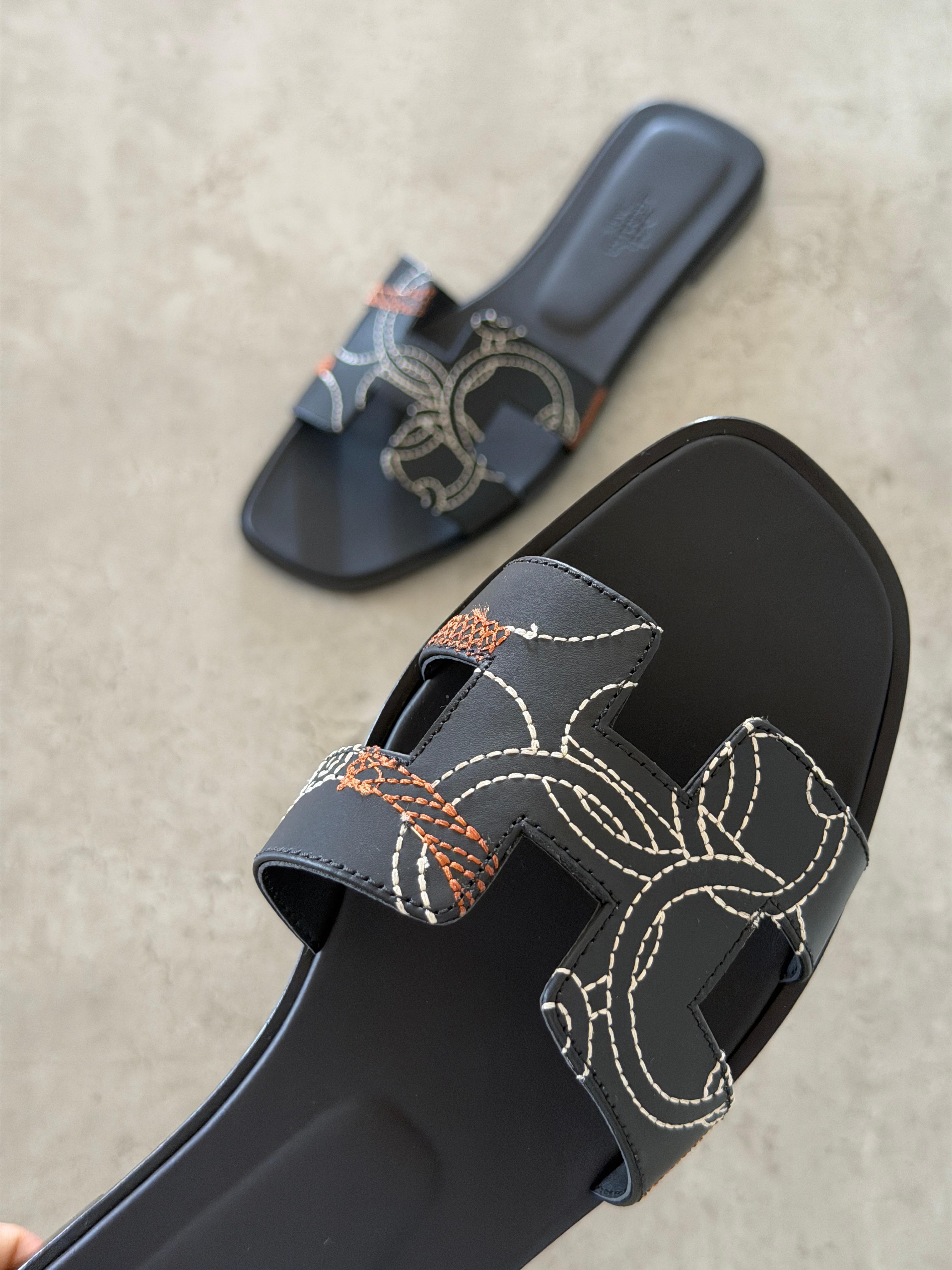 Hermes oran sandal