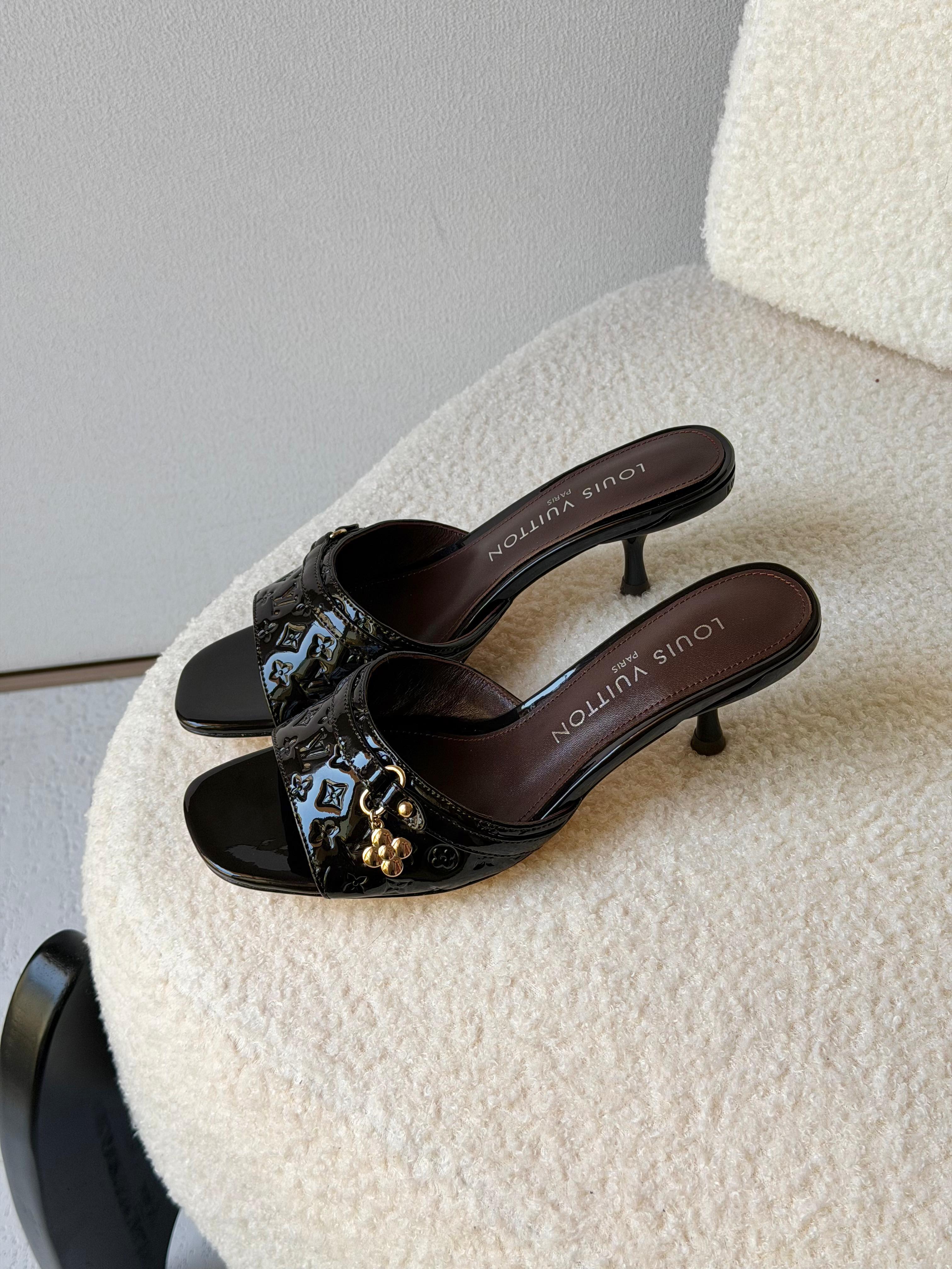 LV 6AM Mule