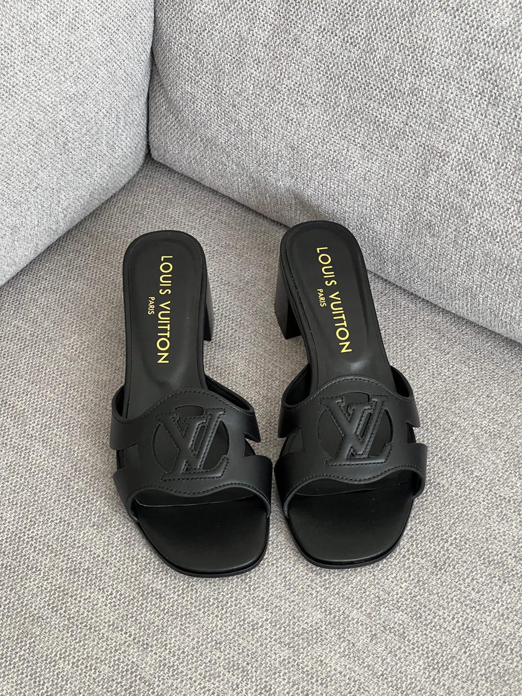 LV Isola Sandal