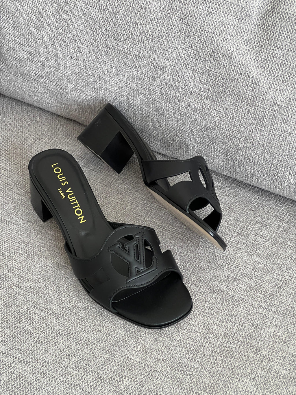 LV Isola Sandal
