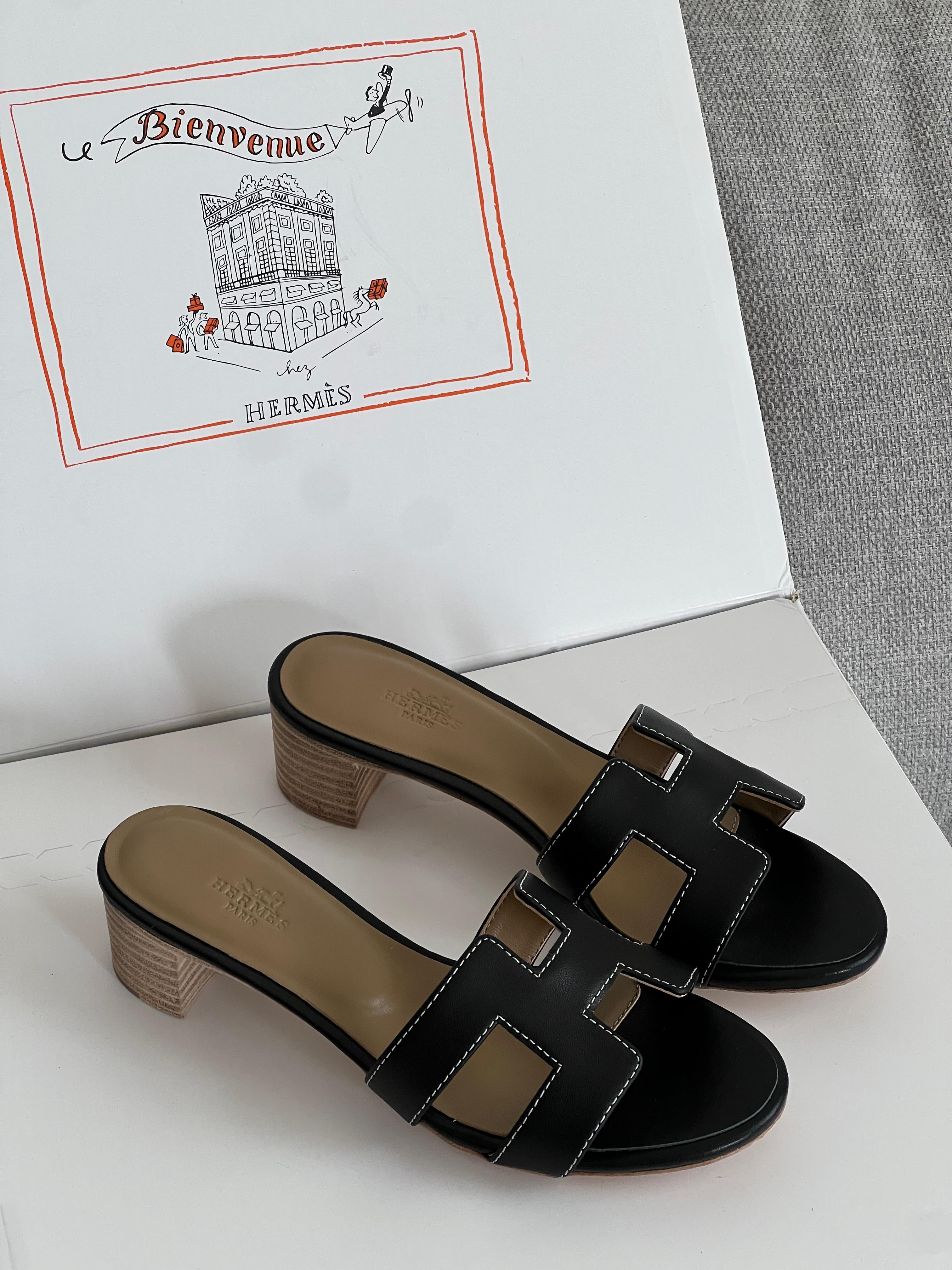 Hermes Oran Sandals