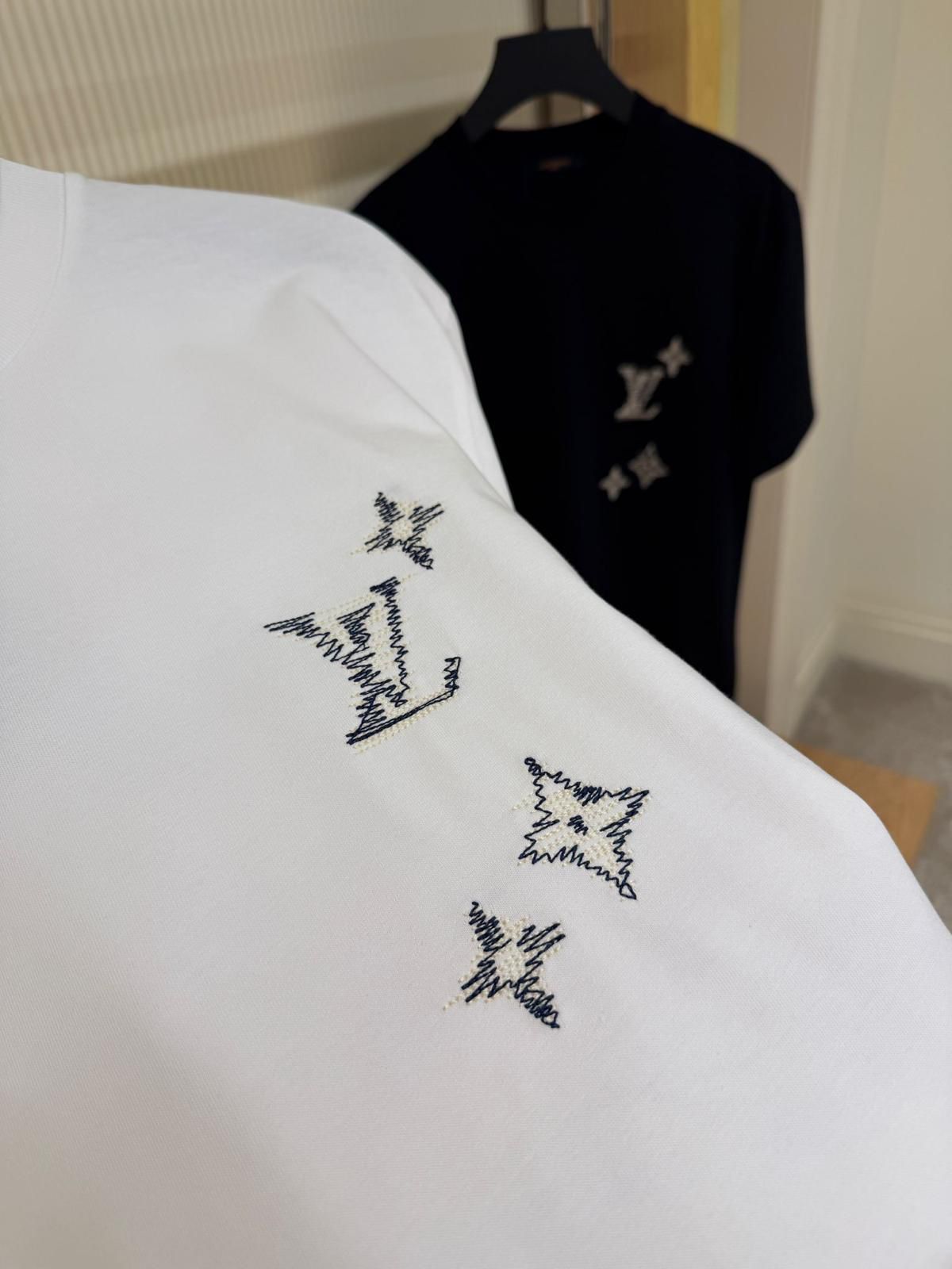 LV Printed Signature T-Shirt