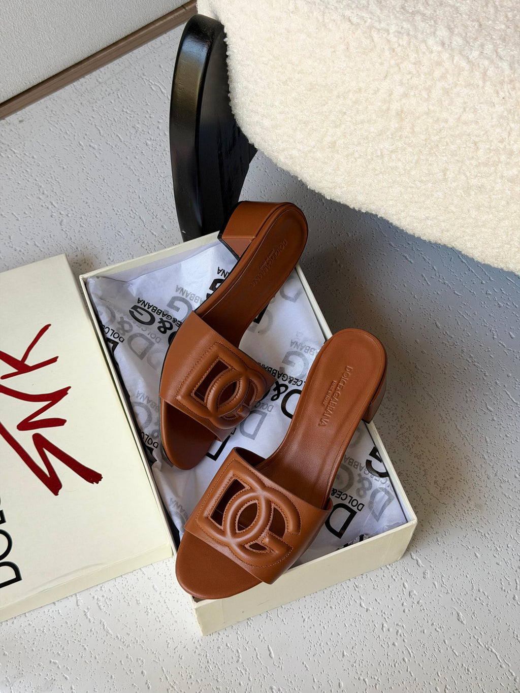Dolce&Gabbana DG logo mules