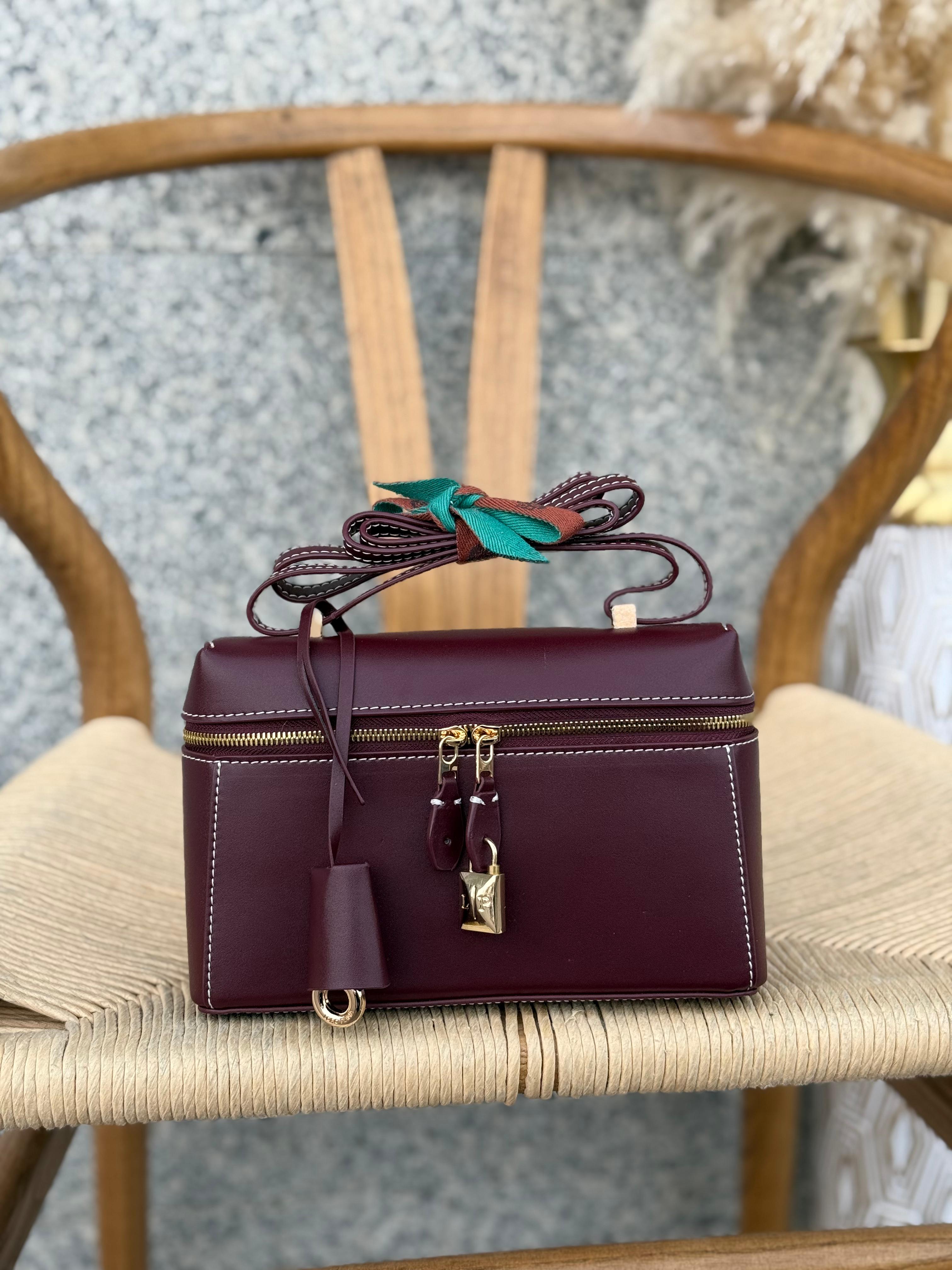 Loro Piana Extra Bag L27